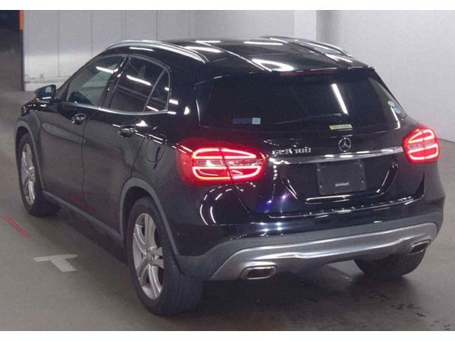 Image for 2015 Mercedes-Benz GLA Class 1.6 GLA180 Petrol Auto Half Leather Seats