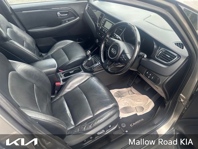 Image for 2017 Kia Carens OR RONDO PLATINUM PE 5DR