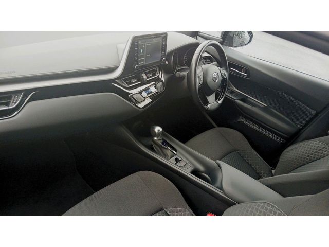 Image for 2021 Toyota C-HR 1.8 HYBRID LUNA **AUTOMATIC, REAR VIEW CAMERA, BLUETOOTH**