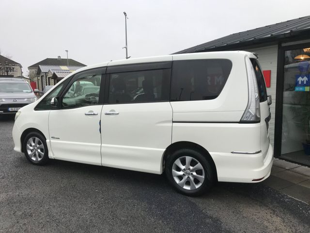 Image for 2013 Nissan Serena 