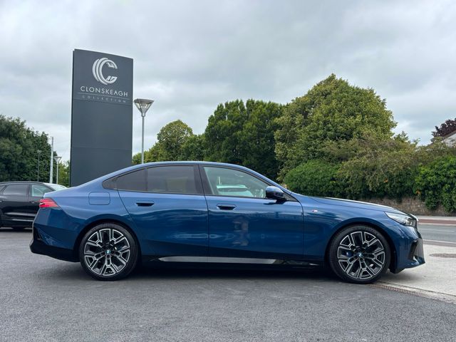 Image for 2025 BMW i5 EDRIVE40 M SPORT