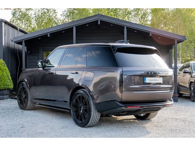Image for 2024 Land Rover Range Rover AUTOBIOGRAPHY P460E, HUGE SPEC, MERIDIAN SURROUND, 360 CAMERA, 4 ZONE CLIMATE CONTROL, HEATED/ COOLED SEATS, RECLINE REAR SEATS, MASSAGE SEATS
