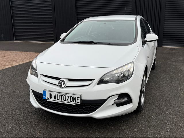 Image for 2015 Opel Astra 1.4 LIMITED EDITION