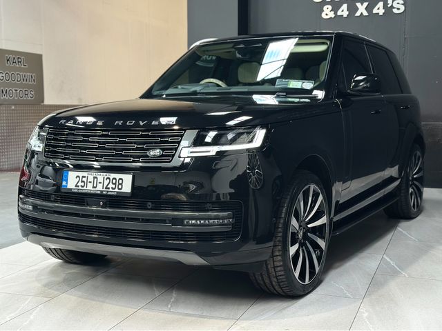 Image for 2025 Land Rover Range Rover P550 MEGA SPEC HSE E-HYBRID