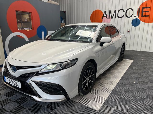 Image for 2023 Toyota Camry 2023 TOYOTA CAMRY WS 2.5 AUTOMATIC / CRUISE CONTROL / PARKING CAMERA / PADDLE SHIFTERS AND MORE