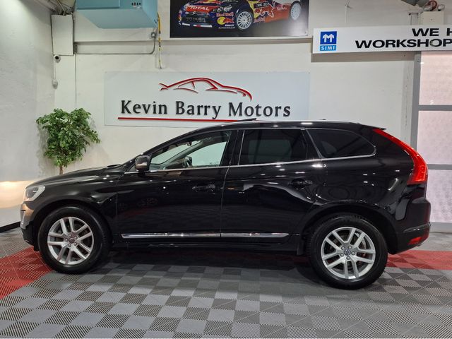 Image for 2017 Volvo XC60 2.0 SE LUX NAV (PAN ROOF) 190BHP AUTOMATIC **TOP SPEC / ADAPTIVE CRUISE CONTROL / BLIND SPOT ASSIST / ELECTRIC BOOTLID / FULL BLACK LEATHER / HEATED FRONT SEATS / REVERSE CAMERA / XENON HEADLIGHTS**