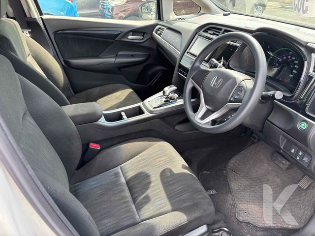 Image for 2020 Honda Shuttle STANDARD 1.5 HYBRID AUTOMATIC - CRUISE CONTROL - REVERSE CAMERA