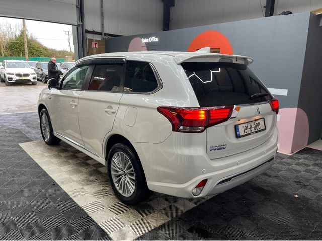 Image for 2019 Mitsubishi Outlander €22950! 2019 MITSUBISHI OUTLANDER PHEV LIMITED EDITION 4WD 2.4 AUTOMATIC / CRUISE CONTROL / REVERSE CAMERA / ELECTRIC HEATED SEATS / HEATED STEERING WHEEL 