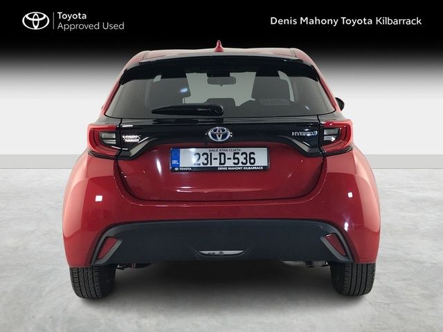 Image for 2023 Toyota Yaris HYBRID L/SPORT