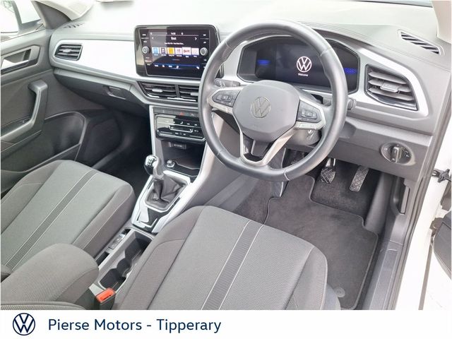 Image for 2024 Volkswagen T-Roc T-ROC LIFE 2.0 TDI M6F 116HP