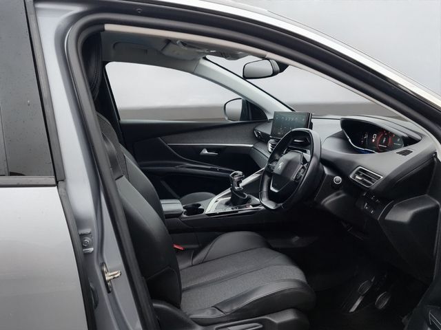 Image for 2021 Peugeot 5008 1.5 BlueHDi 130bhp Allure
