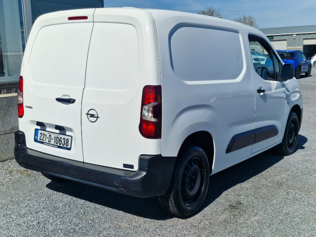 Image for 2022 Opel Combo My22-l1h1-1.5 100ps-dsl-6sp 5D