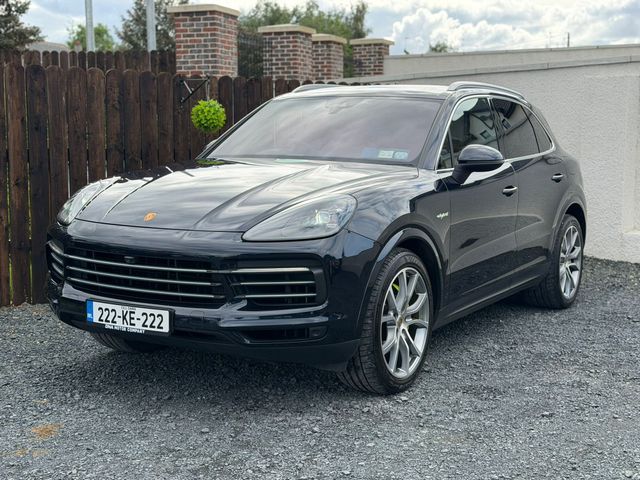 Image for 2022 Porsche Cayenne V6 E-HYBRID - FULL PORSCHE HISTORY 