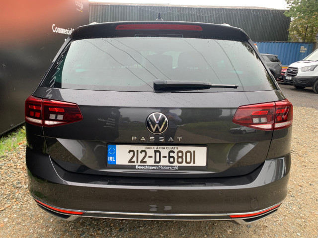 Image for 2021 Volkswagen Passat 2.0 TDI 150 BHP ELEGANCE DSG ESTATE // ONE OWNER // FULL SERVICE HISTORY // EXCELLENT CONDITION // SAT NAV, REVERSE CAMERA AND HEATED SEATS // 
