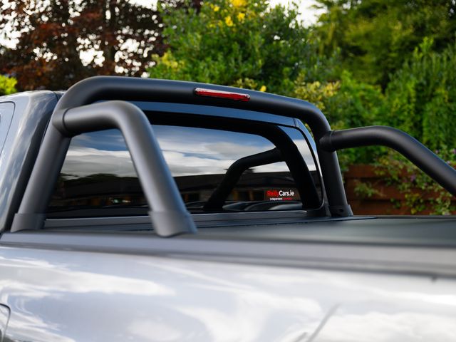 Image for 2025 Toyota Hilux INVINCIBLE X 2.8 Diesel Auto (Grey)