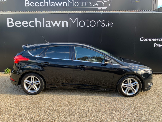 Image for 2016 Ford Focus 1.0 TURBO 100PS ZETEC S 5DR // LOW MILEAGE // GREAT CONDITION // UPGRADED ALLOY WHEELS, PRIVACY GLASS AND INTERIOR AND EXTERIOR ZETEC S STYLING // 