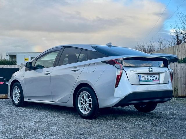 Image for 2017 Toyota Prius Daa-zvw51