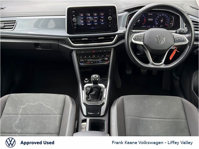Image for 2023 Volkswagen T-Roc STYLE TDI 116HP *JOHANNESBURG ALLOYS* *REAR VIEW CAMERA* *ART VELOUR SEATS* *PCP AVAILABLE*