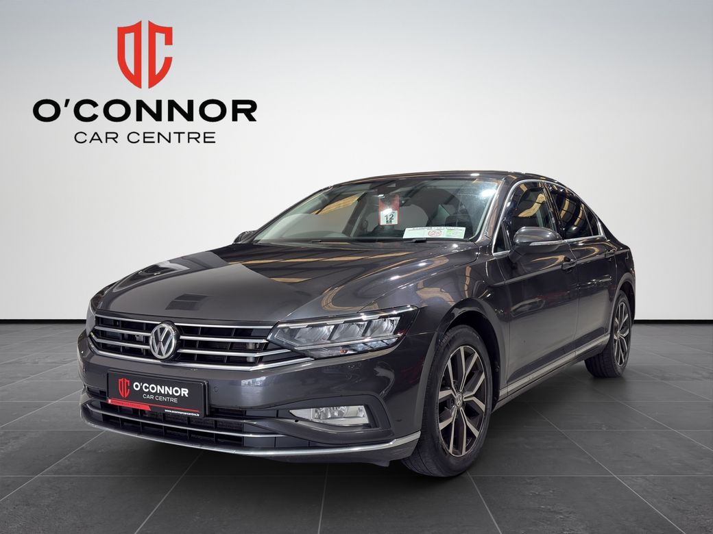 Image for 2019 Volkswagen Passat "Manual drive, timeless looks — this Passat never goes out of style"