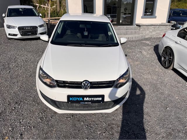 Image for 2014 Volkswagen Polo 1.2 TSI COMFORTLINE PLUS PETROL AUTOMATIC // JUST 92000 KMS // IMMACULATE EXAMPLE LIKE NEW // MFSW