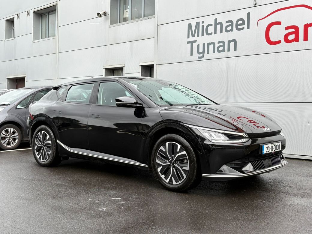 Image for 2023 Kia EV6 Air, 77kwh, 19” Alloys, Black Leather, Heated Seats, Heated Steering Wheel, Camera, CarPlay, Wireless Charger, Blind Spot Detection