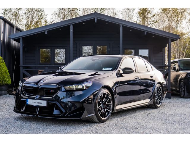 Image for 2024 BMW M5 730BHP PHEV HIGH SPEC, CARBON BLACK, BOWERS & WILKINS, 360 CAMERA, HUD, HEATED/ COOLED SEATS, M X-DRIVE