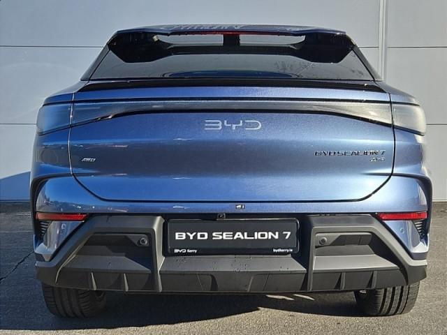 Image for 2026 BYD Sealion 7 Design 