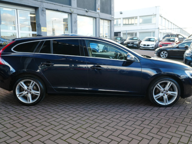 Image for 2018 Volvo V60 D4 CLASSIC PANROOF AUTO 2.0 DIESEL 5 DR ESTATE 