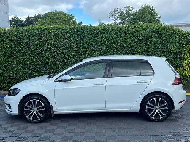 Image for 2021 Volkswagen Golf COMFORTLINE 1.2 TSI AUTO // APPLE CARPLAY/ANDROID AUTO // REVERSE CAMERA // SERVICE HISTORY