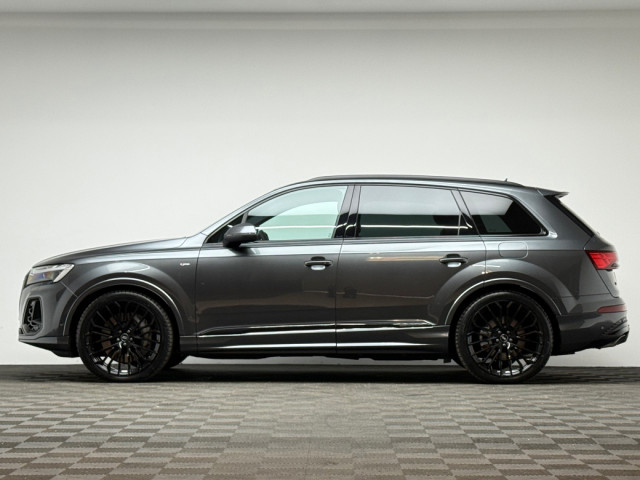 Image for 2026 Audi Q7 S LINE 55 TFSI E QUATTRO