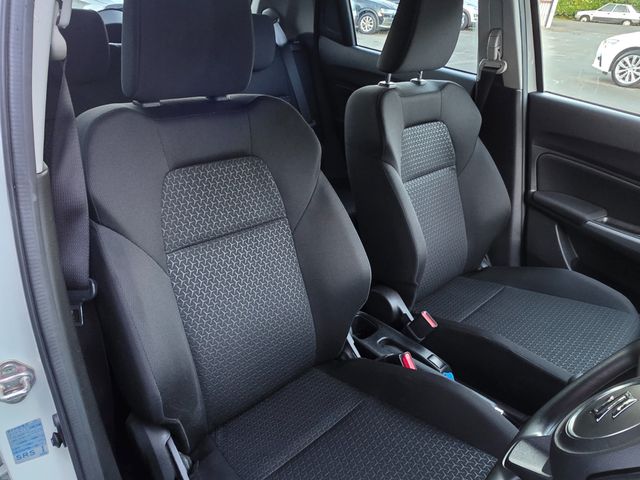 Image for 2023 Suzuki Swift 1.2 AUTOMATIC // VERY LOW MILEAGE // REVERSE CAMERA