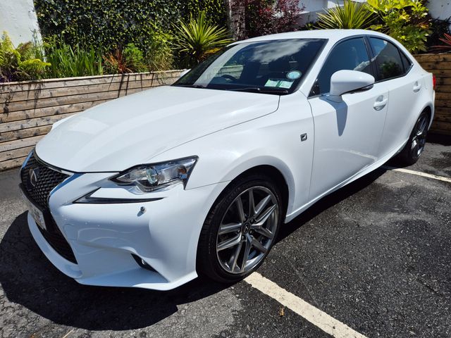 Image for 2015 Lexus IS 300h 2.5 HYBRID / F-SPORT / TOP SPEC / LOW MILEAGE / TAX €190 (152 REG)