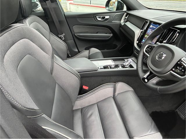 Image for 2025 Volvo XC60 + T6 PHEV PLUS AWD BLACK EDITION 