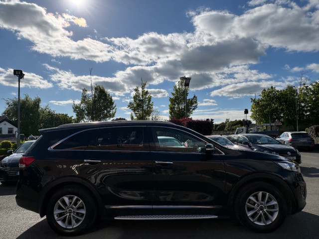 Image for 2017 Kia Sorento Platinum 4X2 7 Seater *Low Kils* Huge Spec