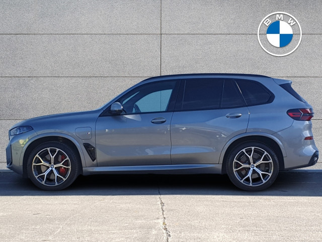 Image for 2024 BMW X5 X5MC 4DR Auto
