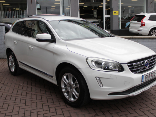 Image for 2016 Volvo XC60 D4 SE LUXURY ESTATE 5DR AUTOMATIC // WITH 131, 000 KM'S // STUNNING CAR // BUY WITH CONFIDENCE AA AND SIMI APPROVED DEALER 2026 // FINANCE ARRANGED // ALL TRADE INS WELCOME //