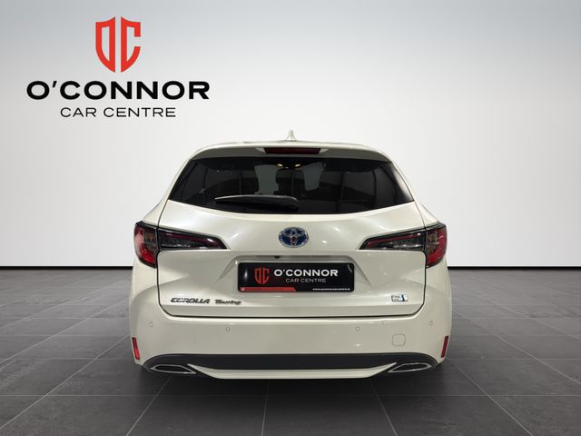 Image for 2020 Toyota Corolla “Big space, tiny fuel bills – Corolla Hybrid done right.”