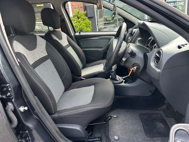 Image for 2016 Dacia Duster PRESTIGE 1.5 DCI 4X2 SUV Style * SUpeR LoW Mileage * Top Trade-Ins - Finance Arranged - Assured Dealer Warranty -