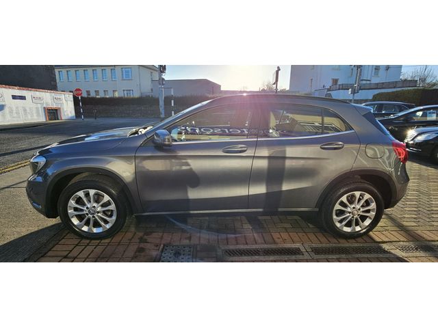 Image for 2016 Mercedes-Benz GLA Class GLA180 STYLE 5DR AUTOMATIC - LOW MILEAGE