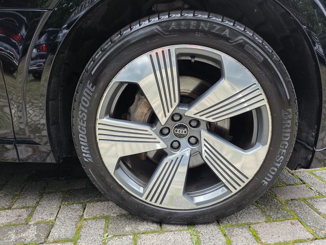 Image for 2022 Audi e-tron SPORTBACK 55 QUATTRO S LINE AUTO. FINANCE ARRANGED IN 1 HOUR. SIMI. AA APPROVED.