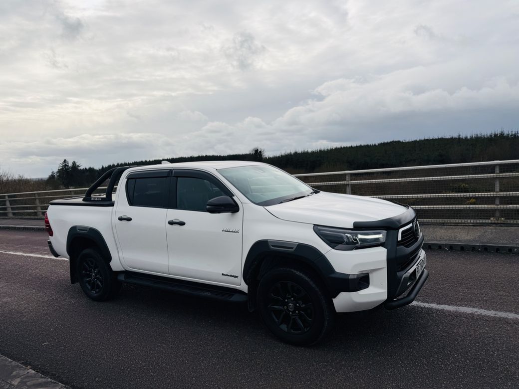 Image for 2023 Toyota Hilux 