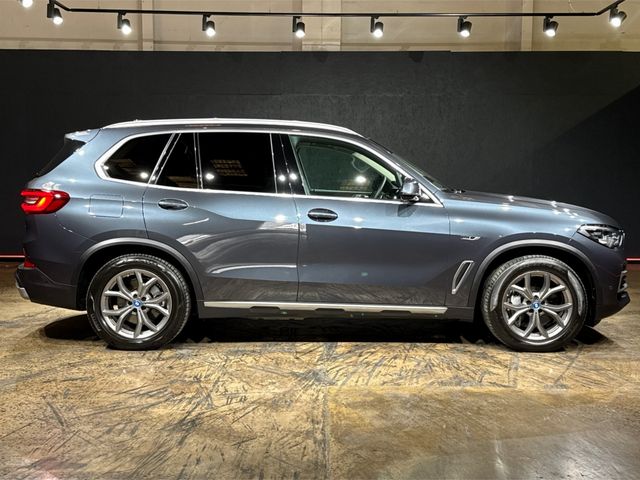Image for 2022 BMW X5 2.0L PETROL HYBRID - X DRIVE 45E X LINE - ALLOY WHEELS - CRUISE CONTROL - REVERSE CAMERA