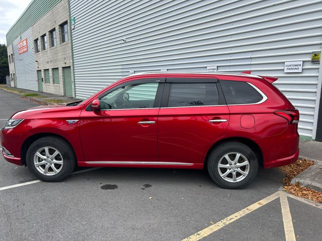 Image for 2021 Mitsubishi Outlander PHEV G High Spec 