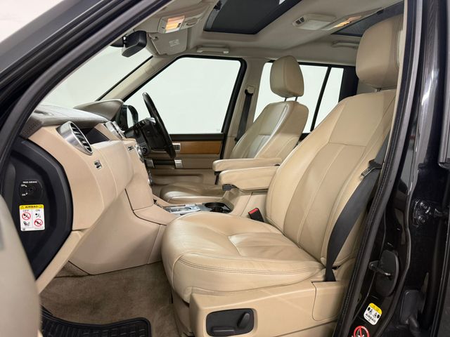 Image for 2014 Land Rover Discovery **7 SEATS**HSE**AUTO**19'' TITANIUM WHEELS**TRIPLE SUNROOF**MULTI TERRAIN SETTINGS**AIR SUSPENSION**TAN LEATHER HEATED ELECTRIC SEATS**HEATED STEERING WHEEL AND SEATS