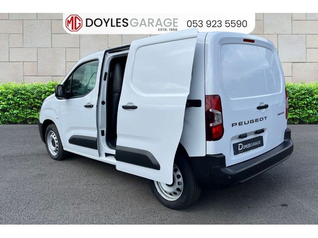 Image for 2024 Peugeot Partner Professional Plus 1.5 HDi Diesel 100bhp 1, 000kg *VAT DOCKET*