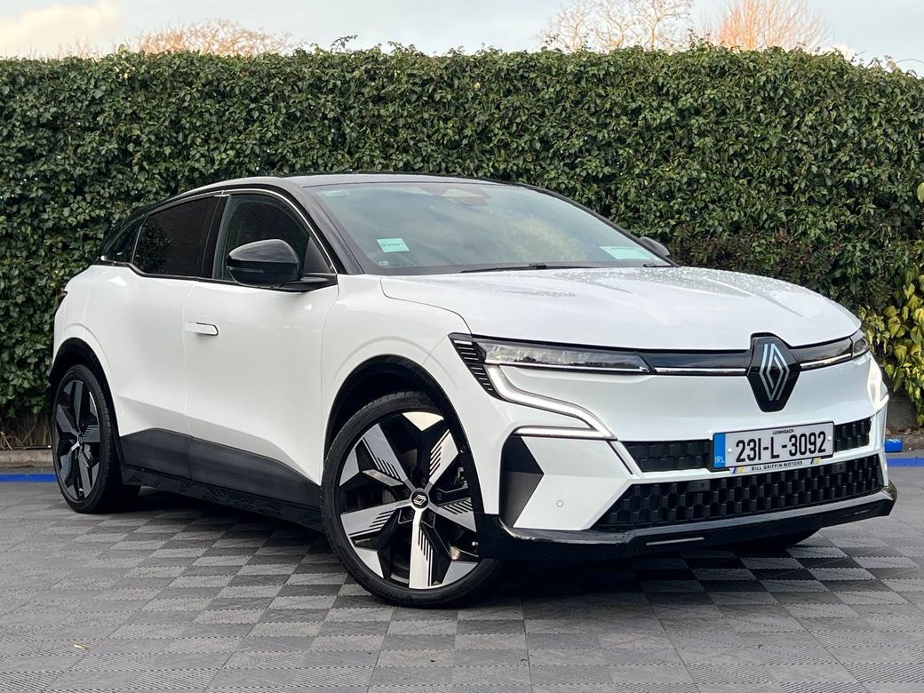 Image for 2023 Renault Megane E-Tech TECHNO EV60 // APPLE CARPLAY/ANDROID AUTO // LOW MILEAGE // ADAPTIVE CRUSE CONTROL