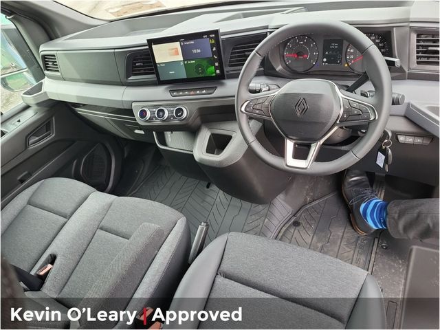 Image for 2026 Renault Master FWD MM35 dCi 170 AUTO Camera