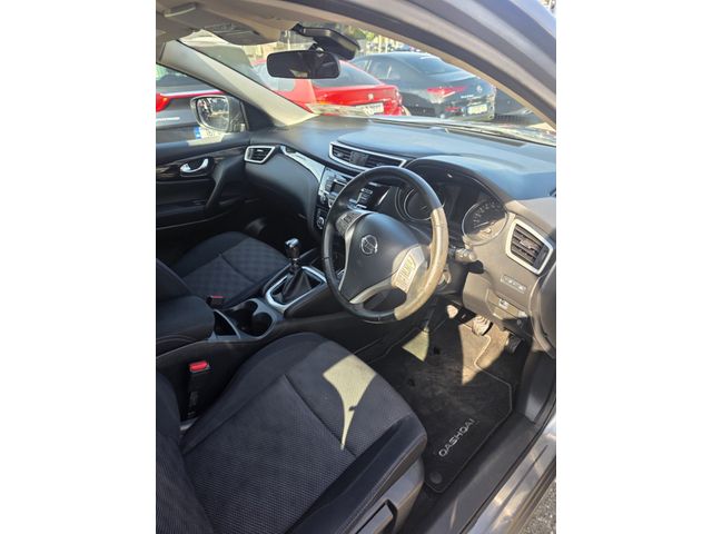 Image for 2015 Nissan Qashqai 2015 NISSAN QASHQAI 1.5d SV VERY LOW KMS