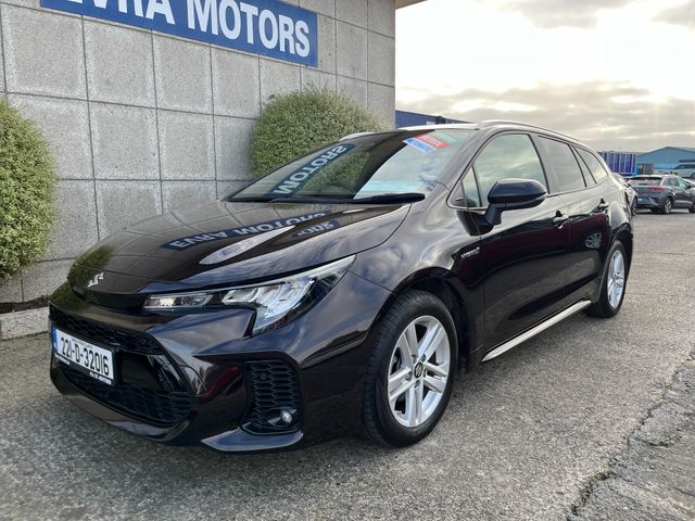 Image for 2022 Toyota Corolla ESTATE 1.8 HYBRID AUTOMATIC //AUTUMN SALE €2, 000 REDUCTION//HEATED SEATS AND STEERING WHEEL//REVERSE CAMERA//ADAPTIVE CRUISE CONTROL// 