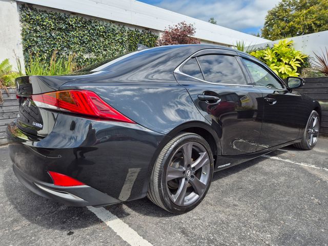 Image for 2019 Lexus IS 300h 2.5 HYBRID / SPORT SPEC / LOW MILEAGE / TAX €180 (192 REG)